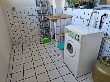 �rea de servi�o separada
